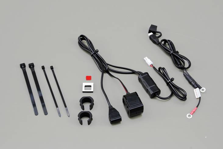 Daytona 12V USB/Tupakansytytin pistorasia - Kellot ja mittarit - 290-8101 - 1