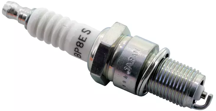 NGK sparkplug BP8ES - Sytytystulpat ja liittimet - 13-2912 - 1
