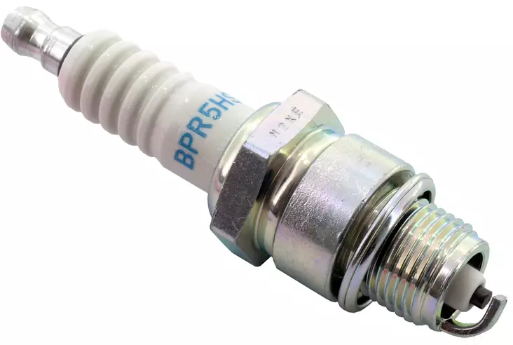 NGK sparkplug BPR5HS - Sytytystulpat ja liittimet - 13-6222 - 1