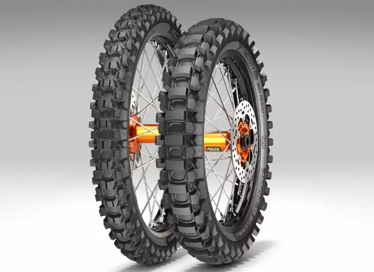 METZELER MC360 mid hard 110/90 - 19 M/C 62M MST R - Renkaat - 34-27623 - 3