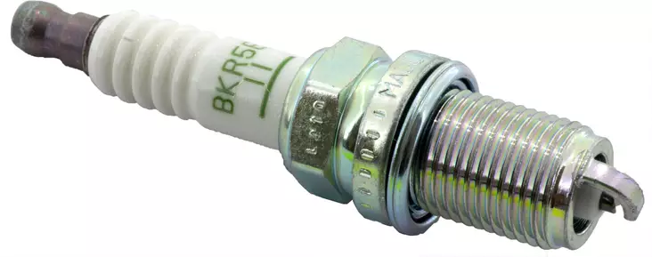 NGK sparkplug BKR5E-11 - Sytytystulpat ja liittimet - 13-6953 - 1