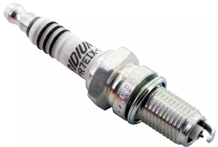 NGK sparkplug DPR7EIX-9 - Sytytystulpat ja liittimet - 13-7803 - 1