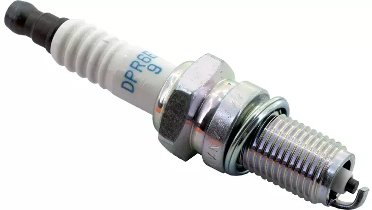 NGK sparkplug DPR6EB-9 - Sytytystulpat ja liittimet - 13-3108 - 1