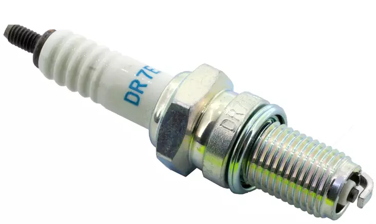 NGK sparkplug DR7EA - Sytytystulpat ja liittimet - 13-7839 - 1